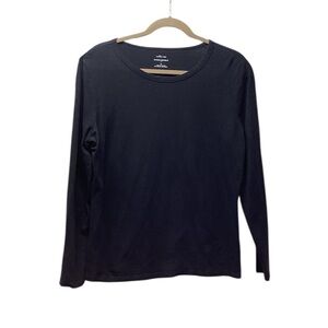 Banana Republic Malibu long sleeve Tee. Black. Size Large